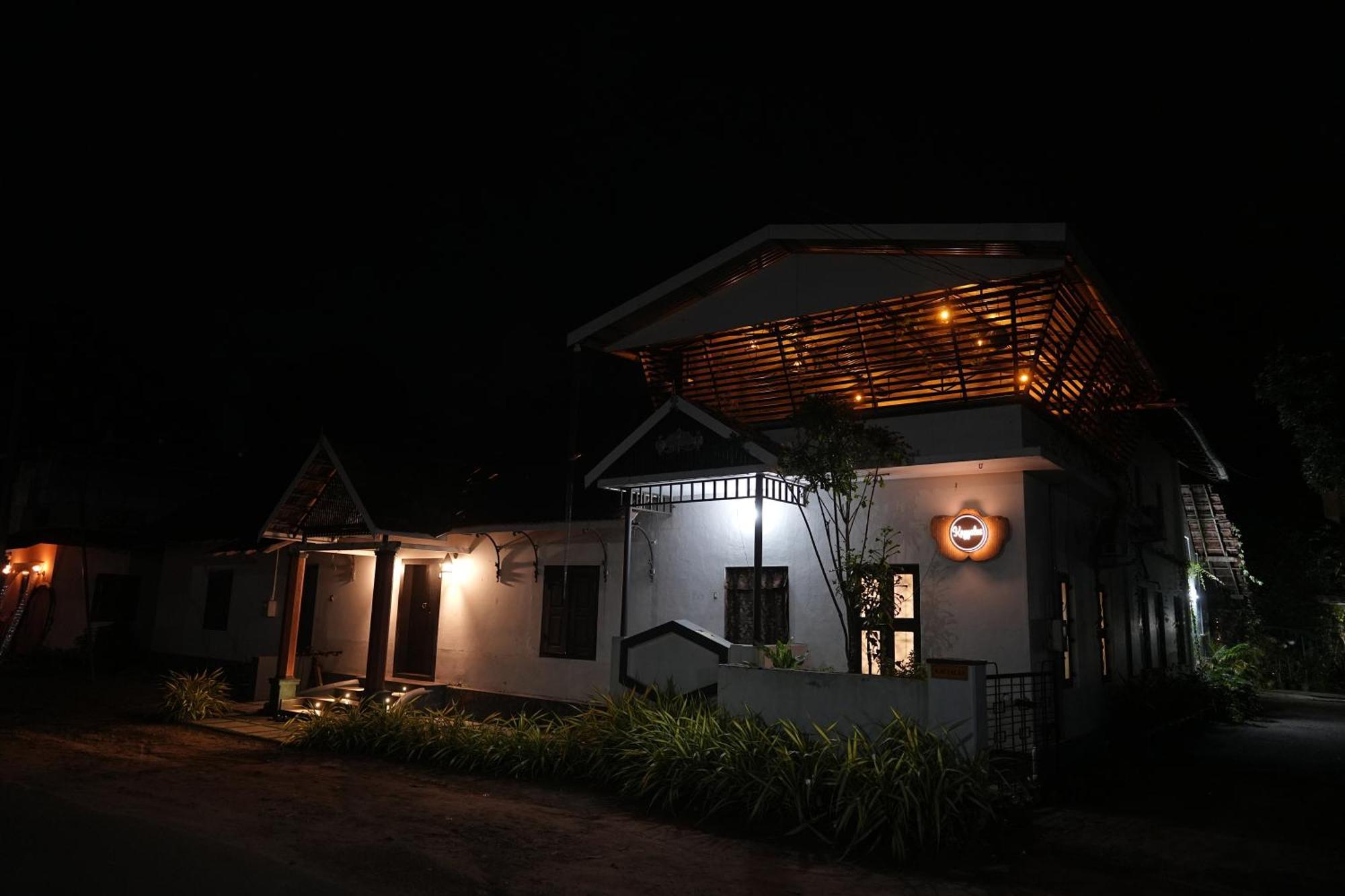 Kayyalas Courtyard Thrissur Dış mekan fotoğraf